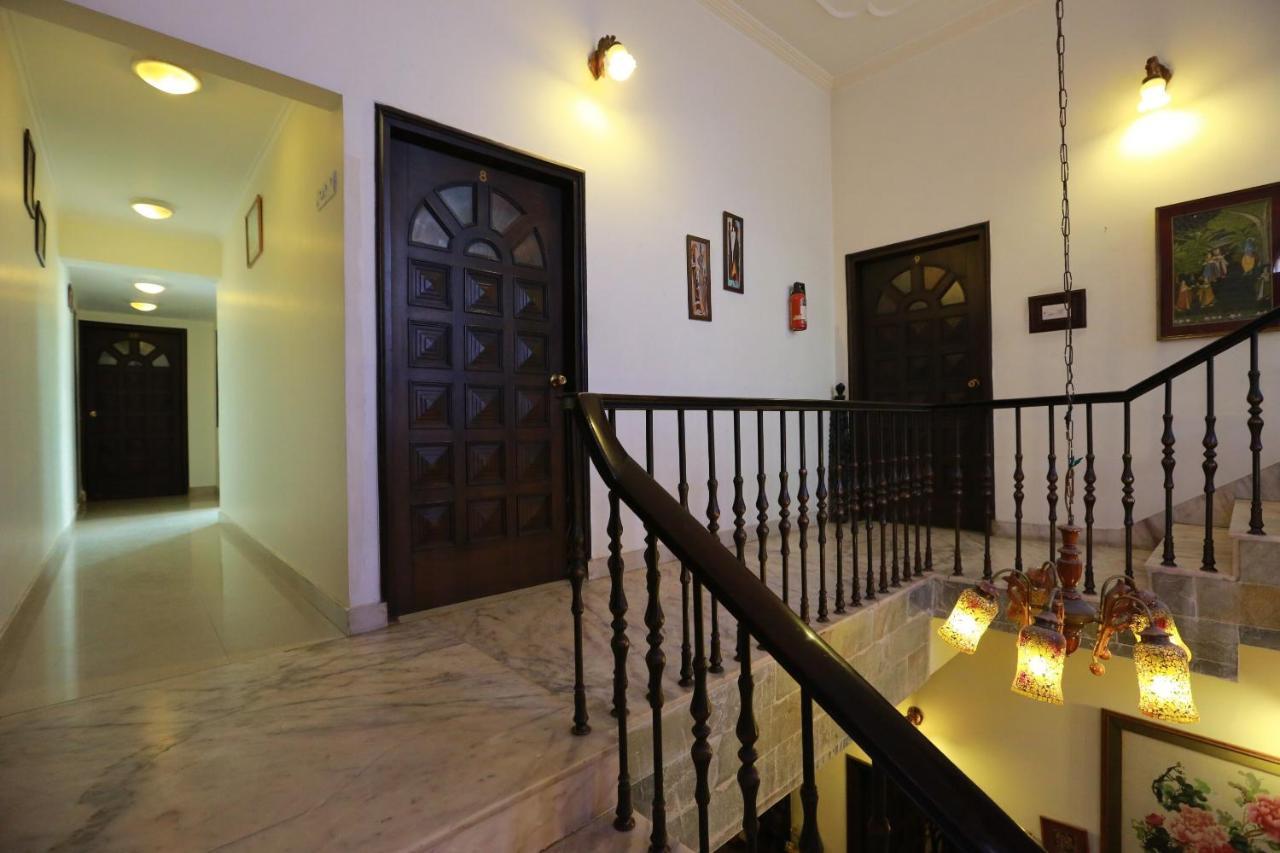Chinhat Oyo 8844 Meadows Inn מראה חיצוני תמונה